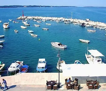 Marina - Restaurant Fazana